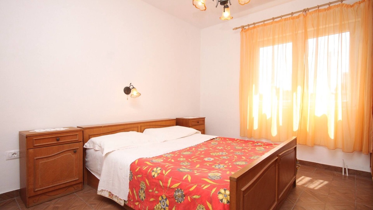 Ugljan Apartment | One bedroom apartment with terrace and sea view Ugljan (A-8257-b)
