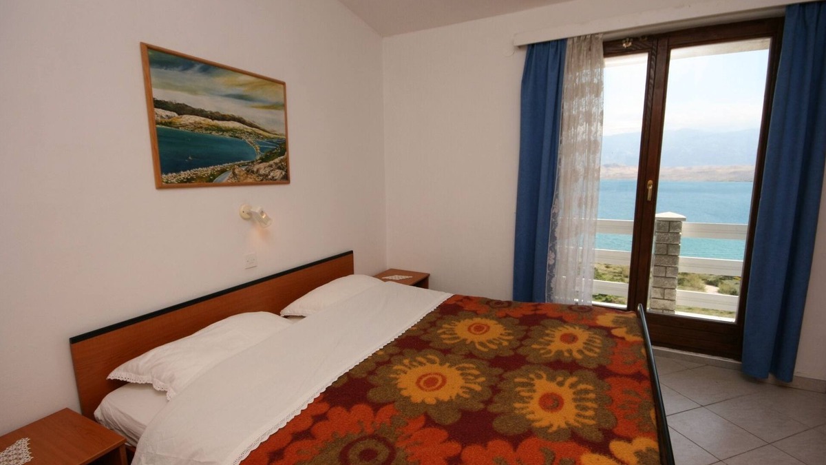 Bosana Apartment | One bedroom apartment with terrace and sea view Bošana, Pag (A-6460-c)