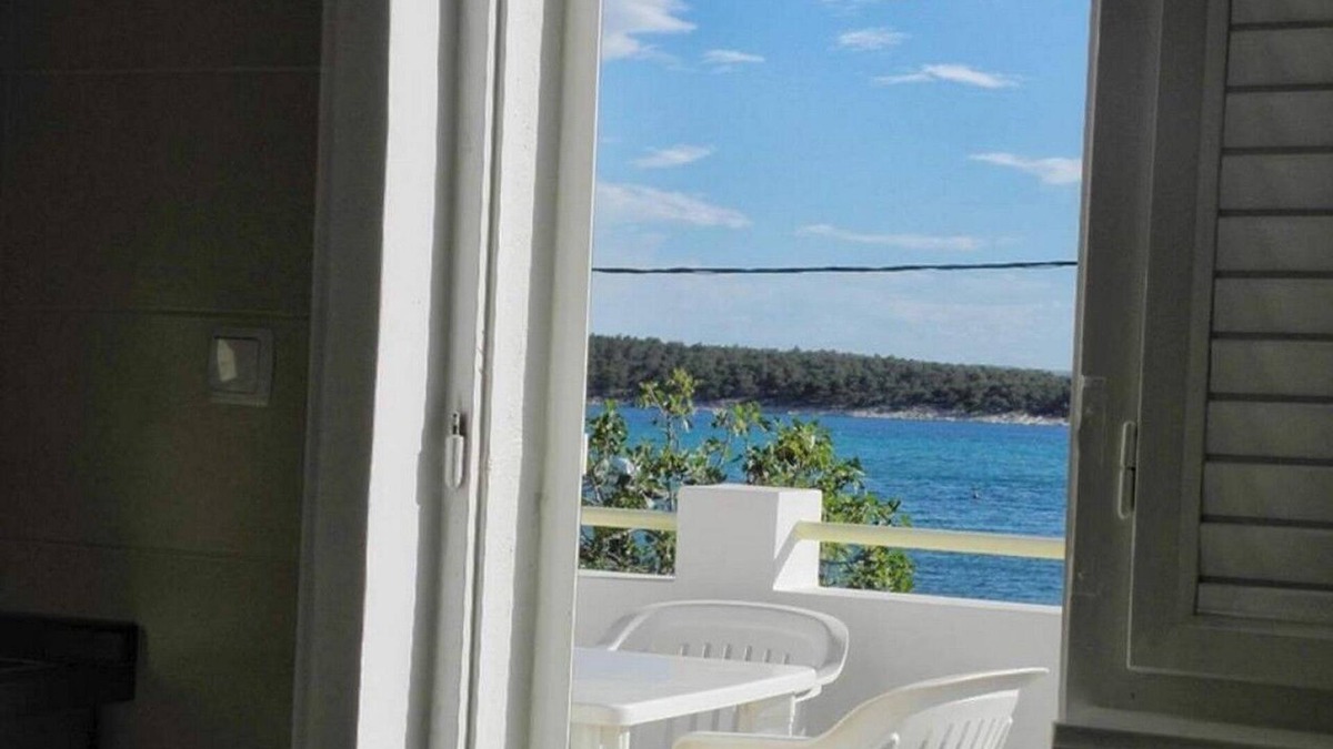 Barbat na Rabu Apartment | One bedroom apartment with terrace and sea view Barbat, Rab (A-22053-b)