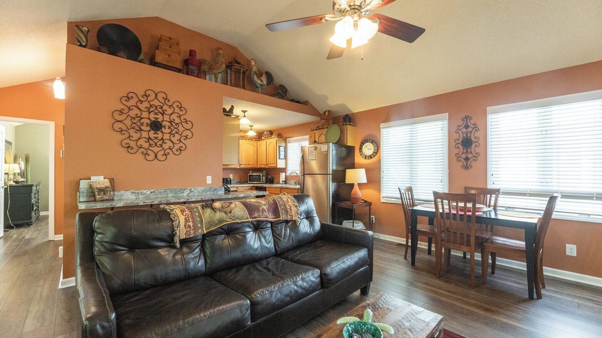 Grand Rivers Condo | One Bedroom Bayside Condo