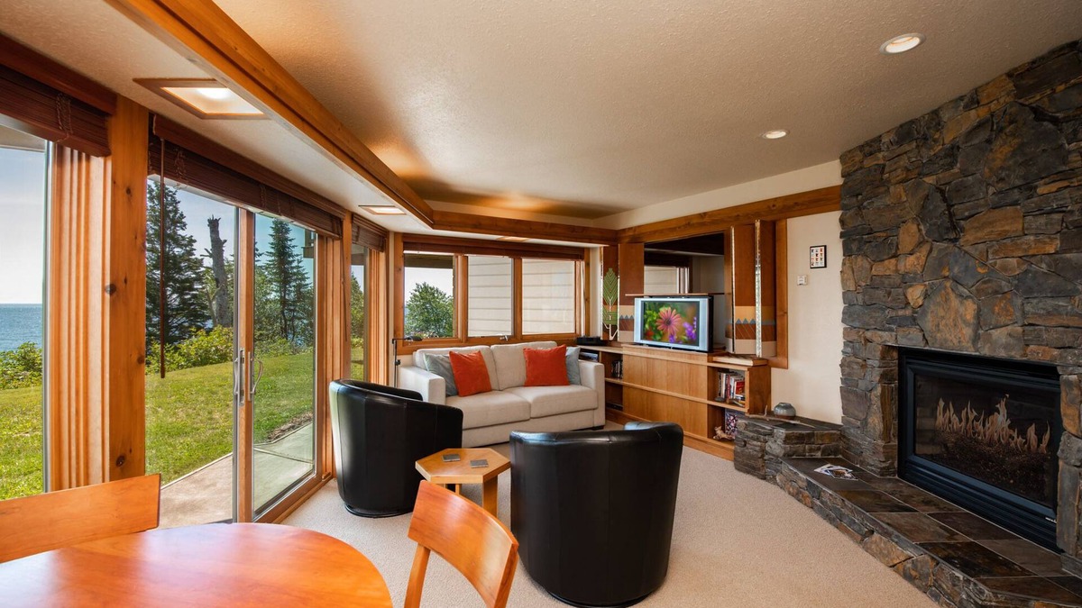 Grand Marais Condo | One bedroom condo with panoramic views of Lake Superior.