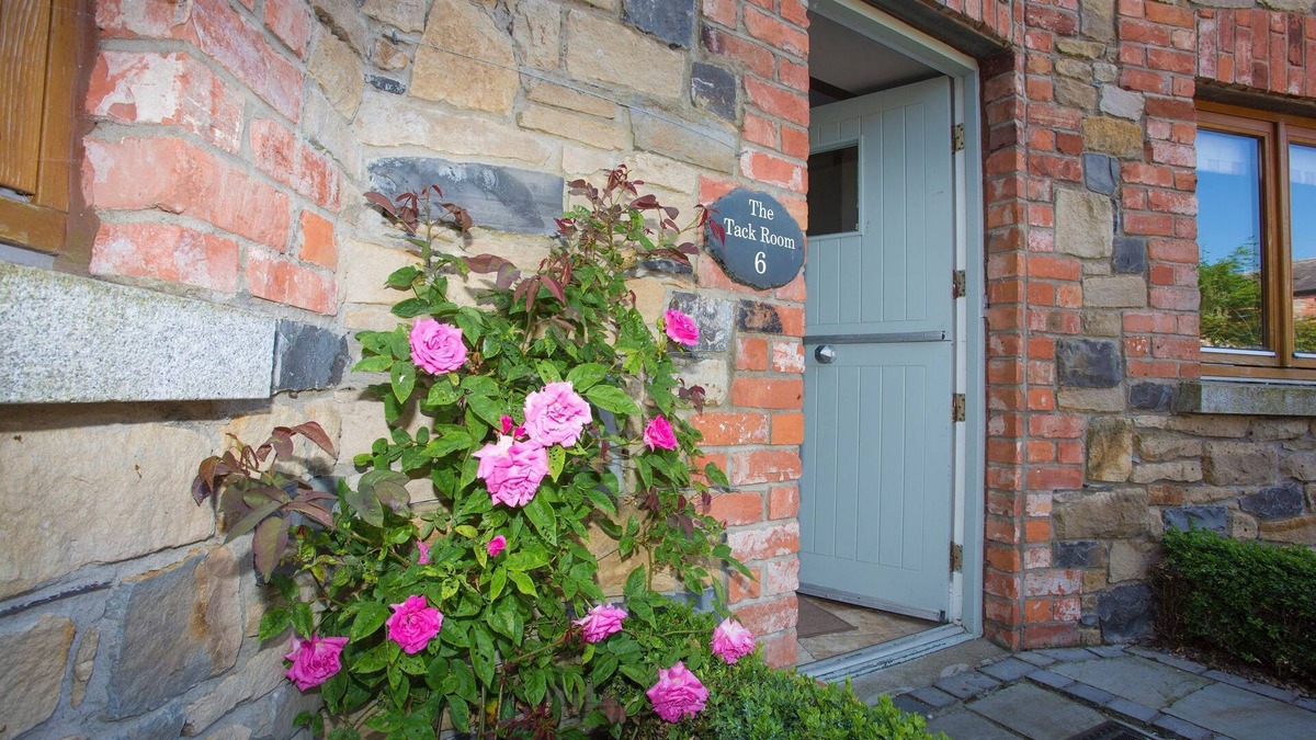 Lismullin Cottage | One bedroom cottage in a landscaped courtyard in the heart of Ireland's Ancient East Region.