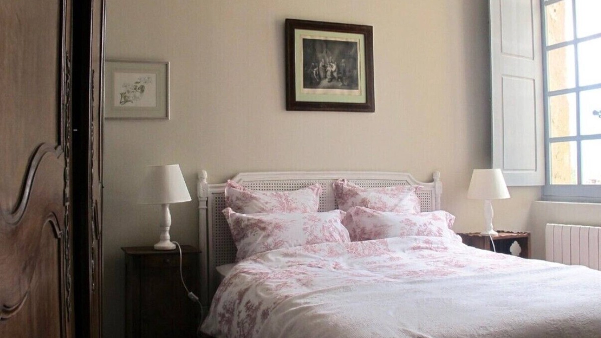 Esparron-de-Verdon Apartment | One-Bedroom Apartment