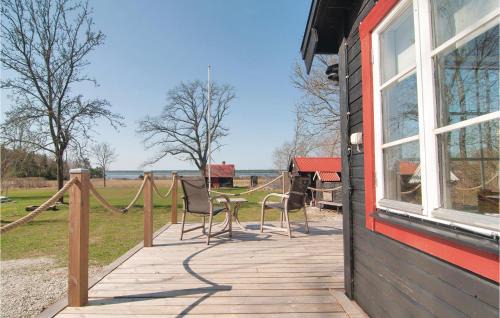 Larbro House | One-Bedroom Holiday Home In Larbro