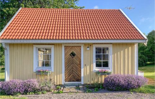 Vimmerby Municipality House | One-Bedroom Holiday Home In Vimmerby