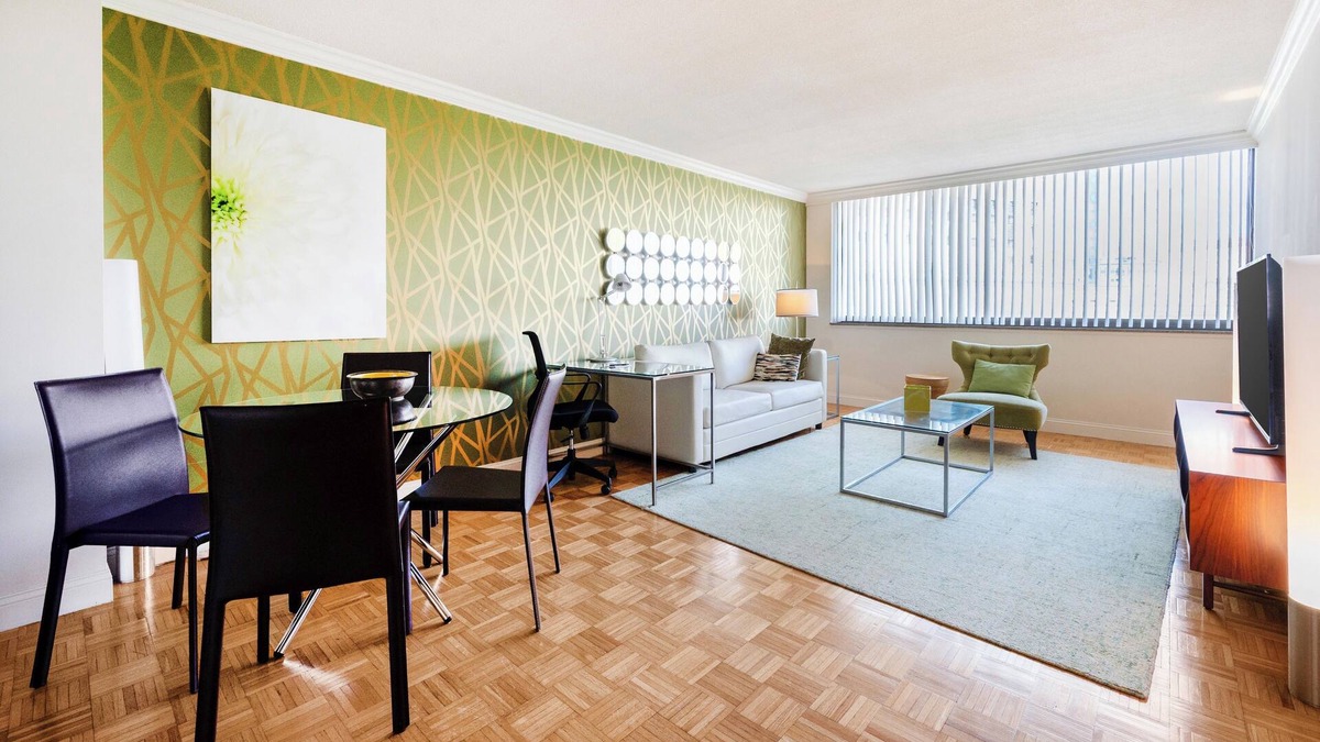 Fenway–Kenmore Apartment | One-Bedroom in Back Bay with Boston Skyline Views