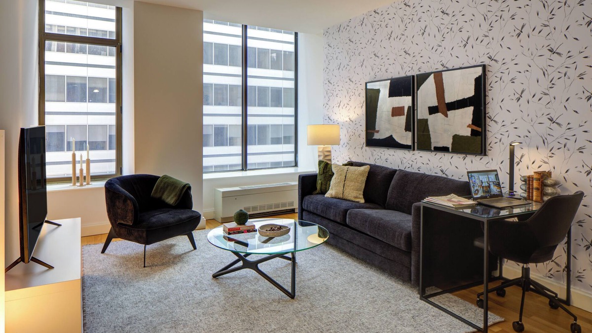 Financial District Apartment | One Bedroom in Luxury Building, near Wall Street