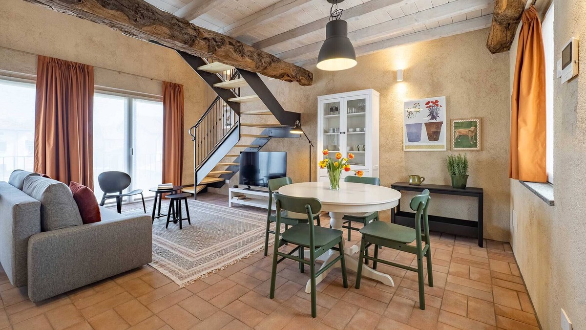 Cressa Apartment | One Bedroom Loft Style Apartment in Restored Farmhouse