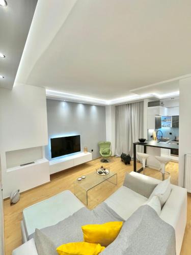 Exarhia Apartment | One Bedroom Modern Apartment in Lycabettus - 61sq meters