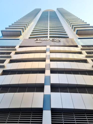 Al Hoora Apartment | One Bedroom Sea View 31st Floor