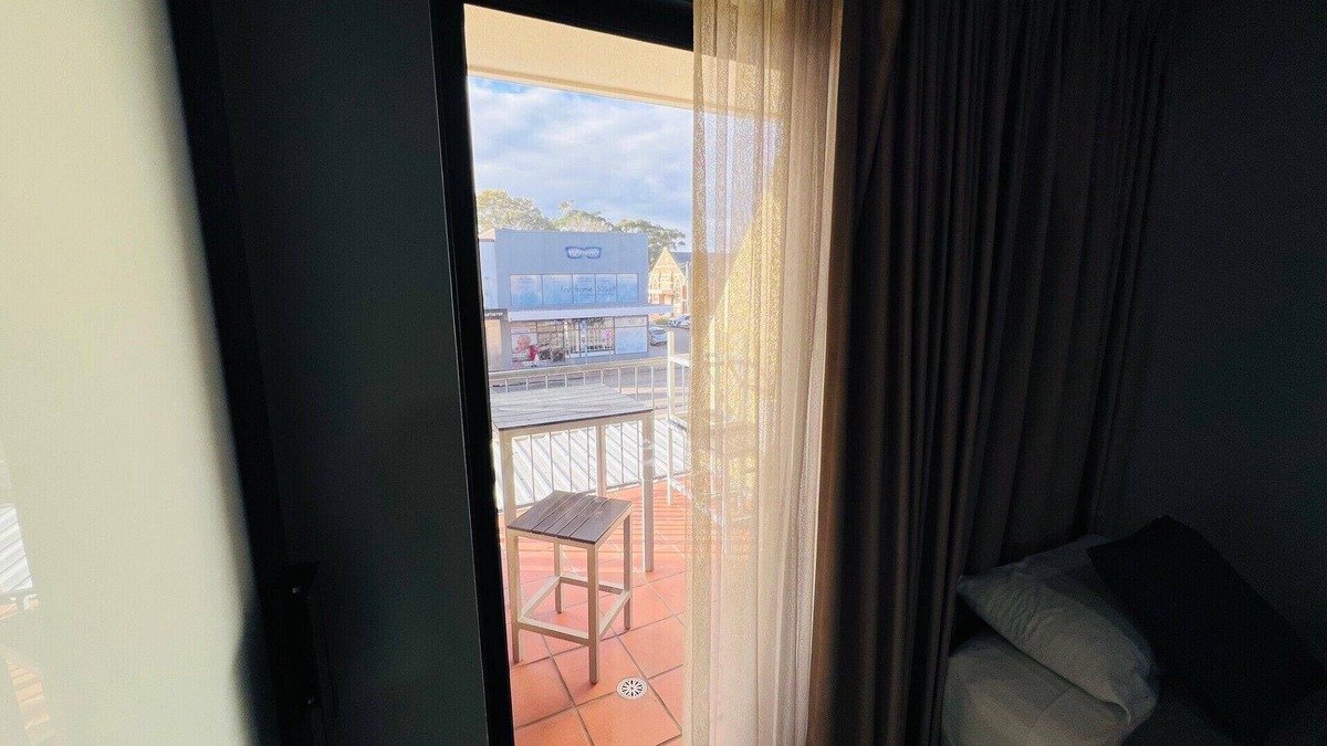 Hamilton Apartment | One Bedroom Spa Apartment