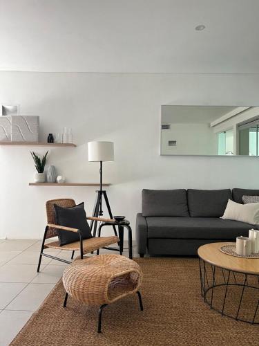 Surry Hills Apartment | One Bedroom & Study in Surry Hills