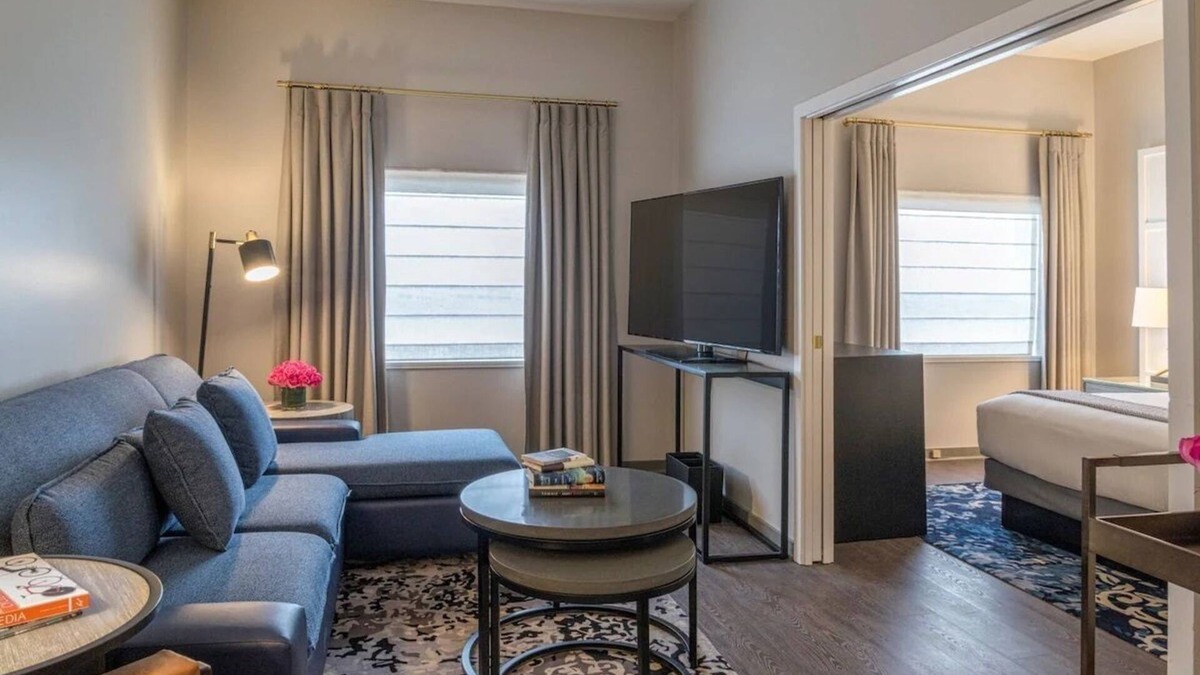 Downtown Portland Hotel | One Bedroom Suite at Heathman Hotel. Prime Location, Downtown | 3 Units