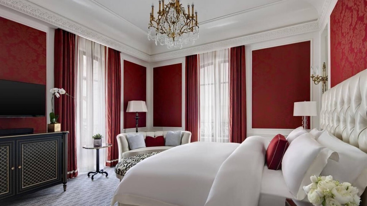 Central Park South Hotel | One Bedroom Suite At The St. Regis Residence Club New York