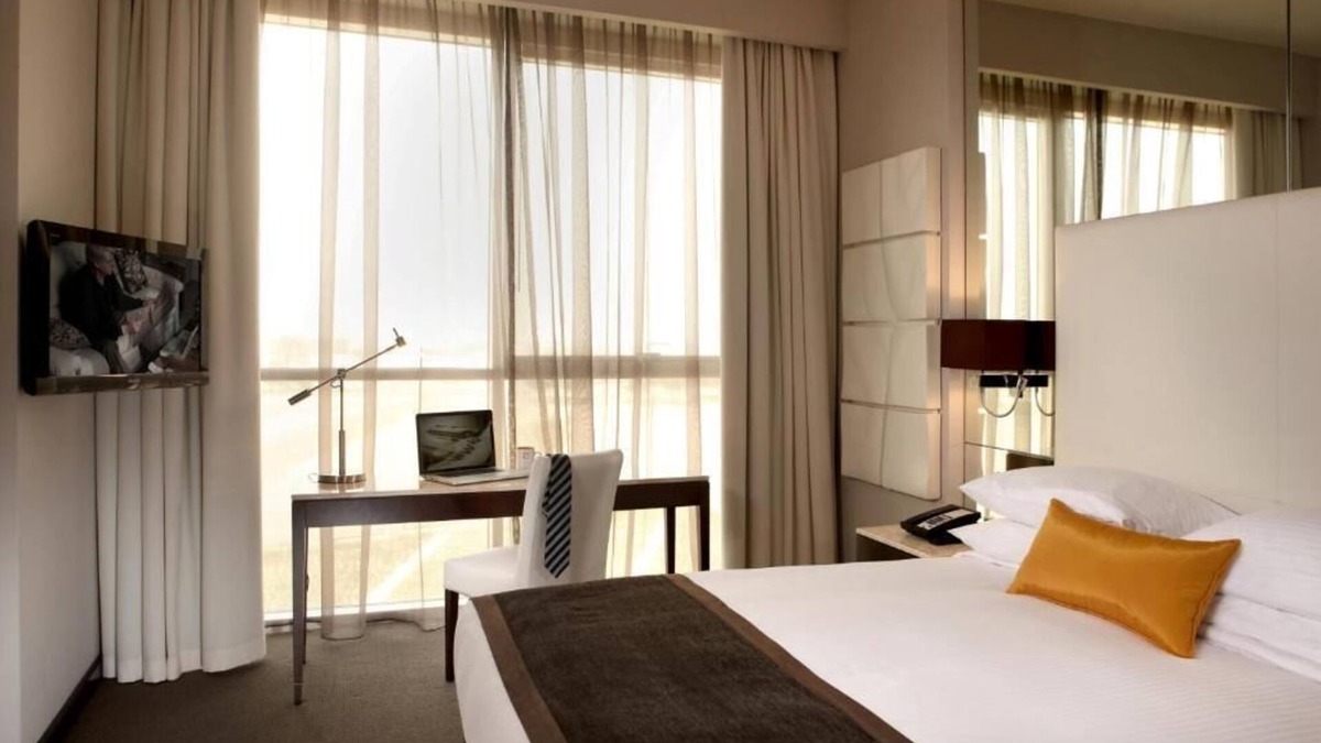Sharjah Apartment | One Bedroom Suite Near Sharjah Airport