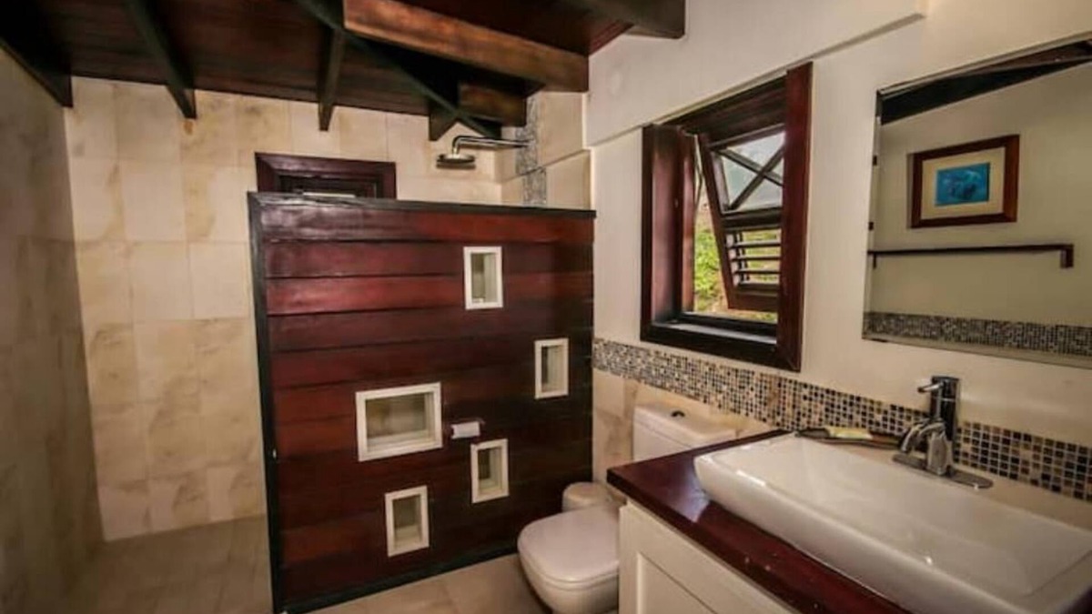Belleplaine Apartment | One Bedroom Suite @ Santosha Holiday Apartments A