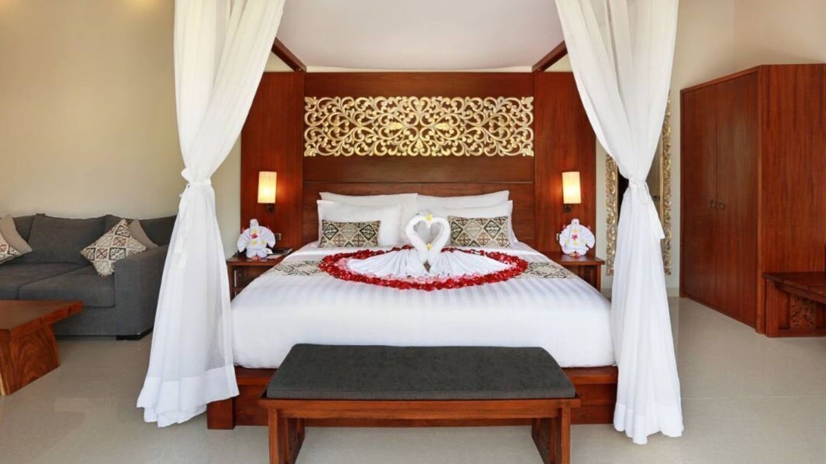 By Pass Ngurah Rai Villa | One Bedroom Suite Villa with a private pool only 5 minutes drive to the beach