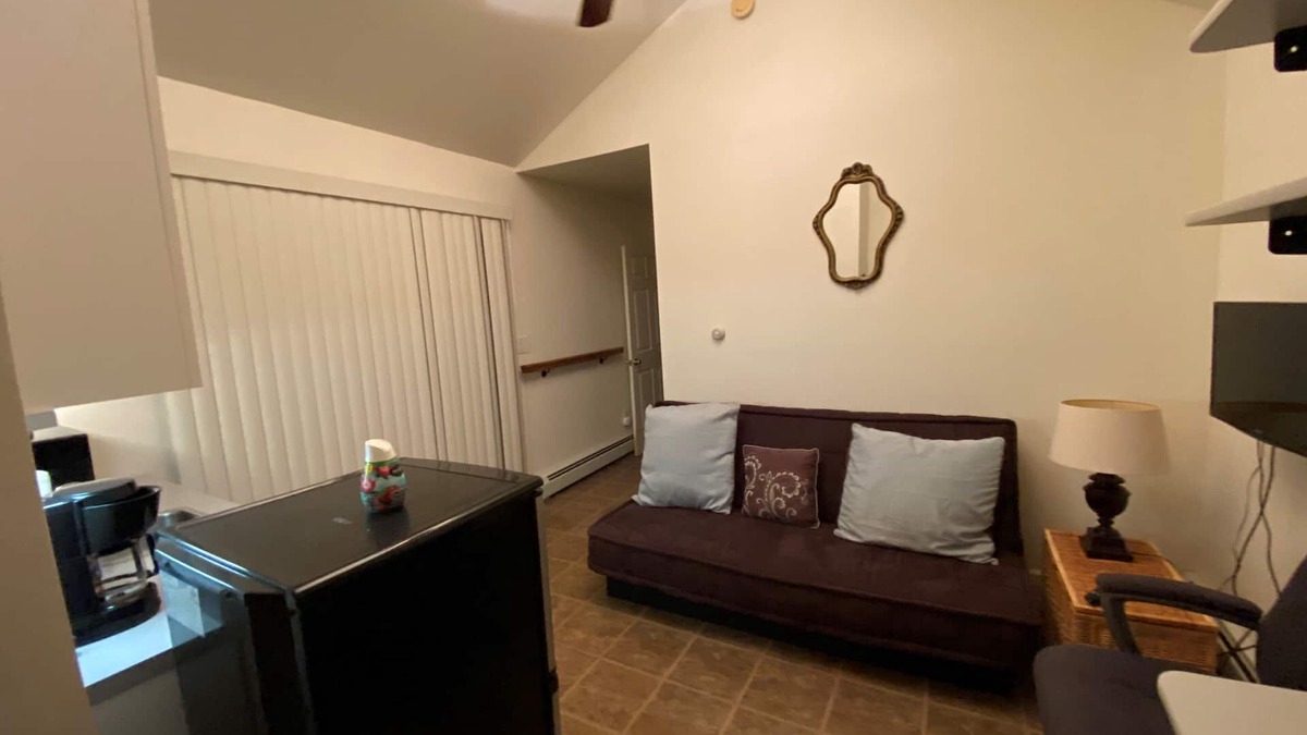 Malta Apartment | One Bedroom Unit in Malta/Saratoga