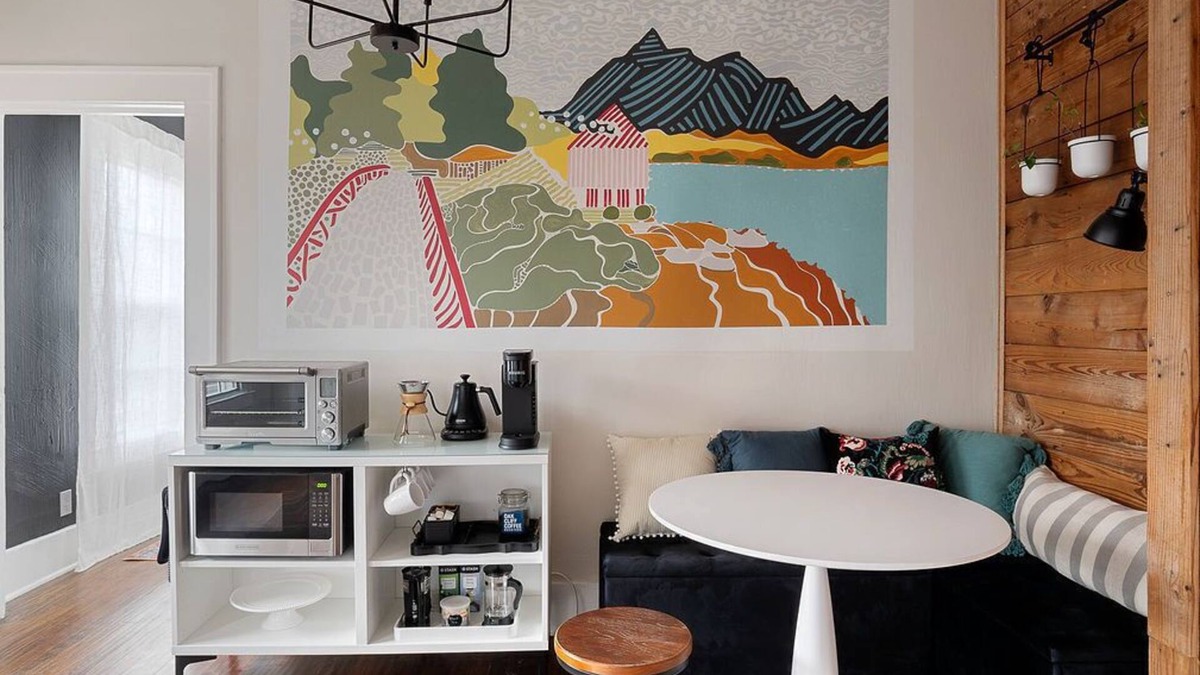 Kessler Apartment | One bedroom urban hideaway right in the middle of bustling Dallas