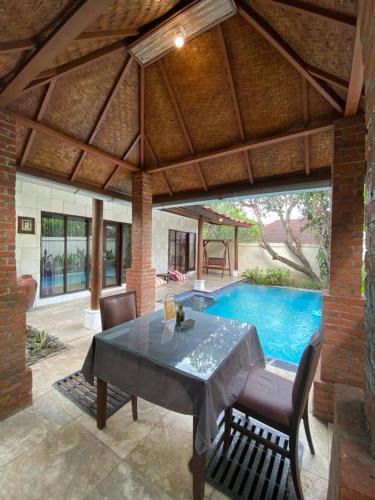 Raya Kuta Villa | One BedRoom Villa with Private Pool near DPS Airport