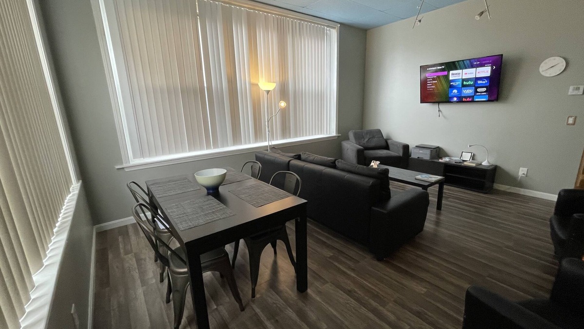 Providence Condo | One bedroomon Federal Hill #6 Down-town Providence