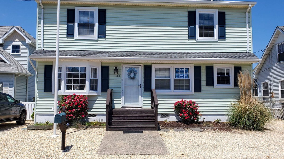 Normandy Beach House | One block from the Beach, Read Guest Reviews.