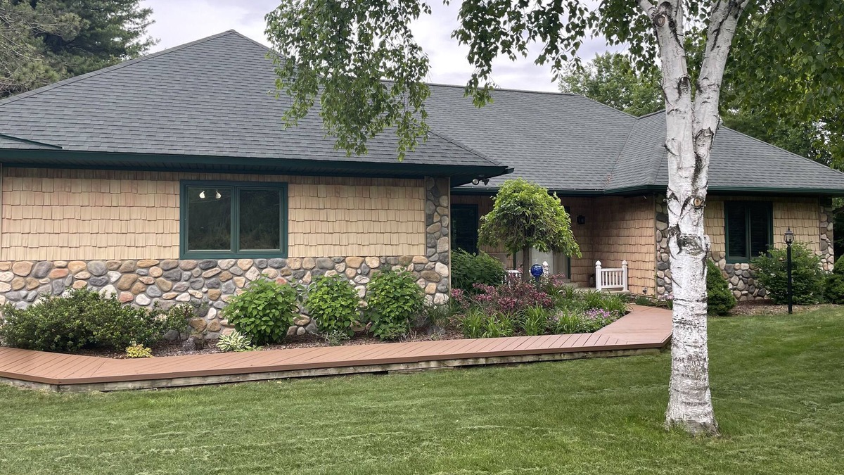 East Jordan House | One Oak Vacation Rental - Lake Charlevoix Area