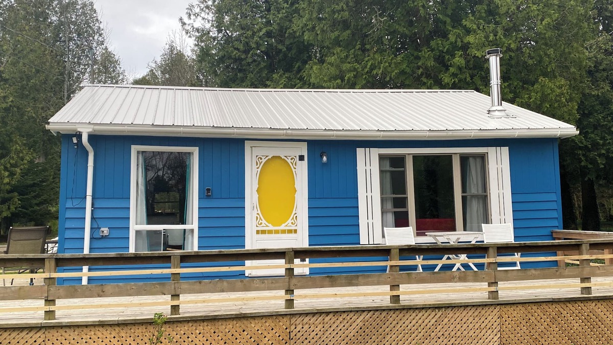 Kincardine Cottage | One-of-a-kind cottage steps from Lake Huron!