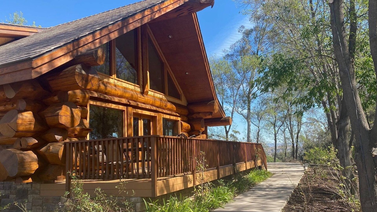Moorpark House | One of a Kind Log Cabin