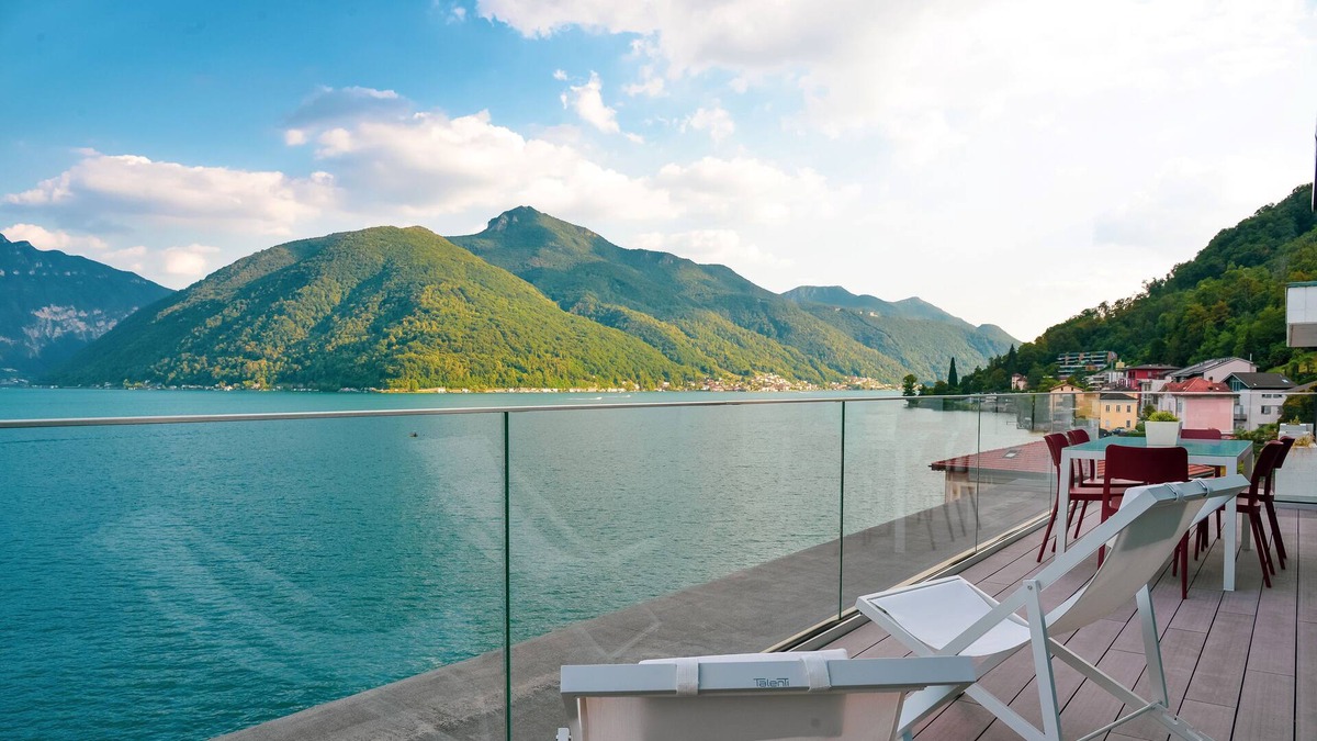 Melide Apartment | One & Only Lake View Penthouse no01