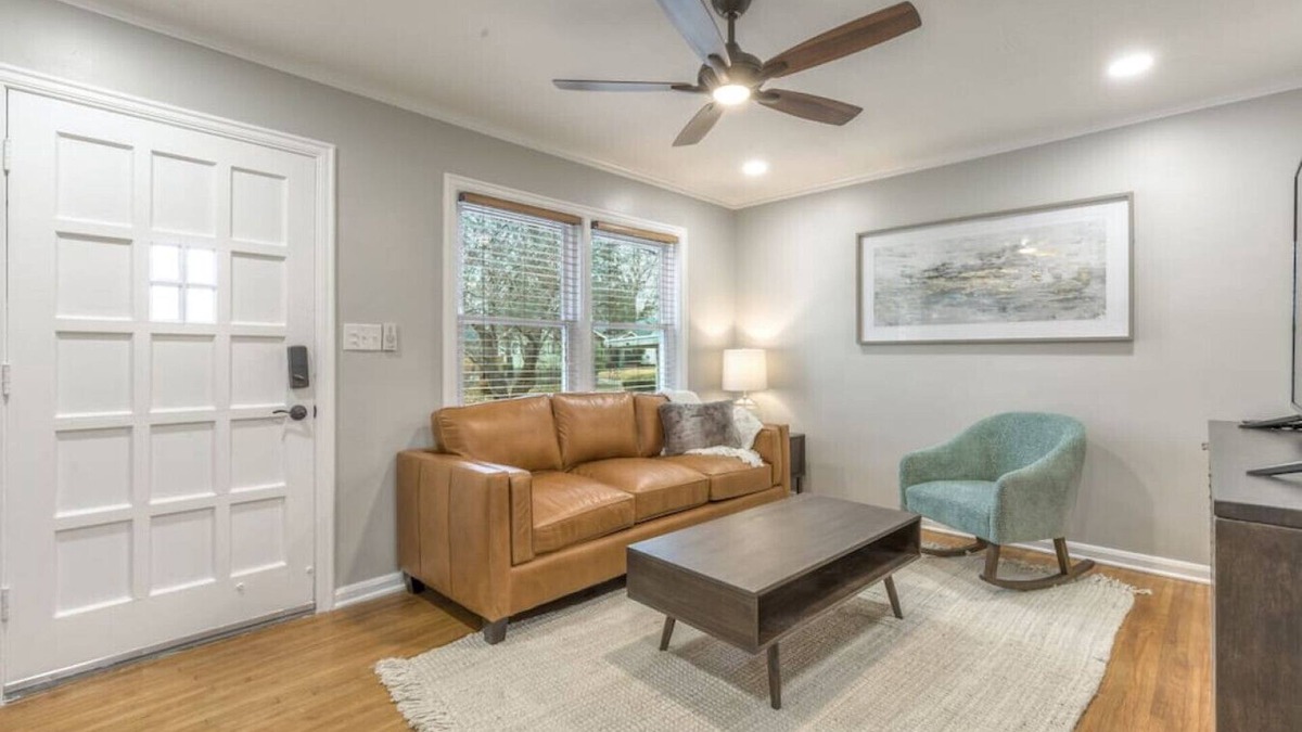 Turner Park House | OneCozyPlace|KS Bed|Near Expo/TU/DT/Firepit