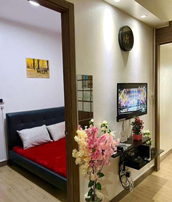Don Bosco Apartment | OneTiago Staycation - Spring Residences Paranaque