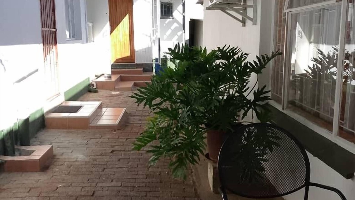 Windhoek West Bed & Breakfast | Onguti Guesthouse