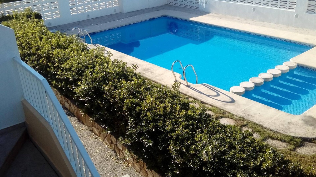 Playa de Gandia Ski Chalet | Only for Families. Single-family townhouse. In Gandía beach