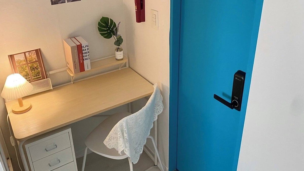 Seocho-gu House | Only for Woman - Happy House(301)/Private Bathroom