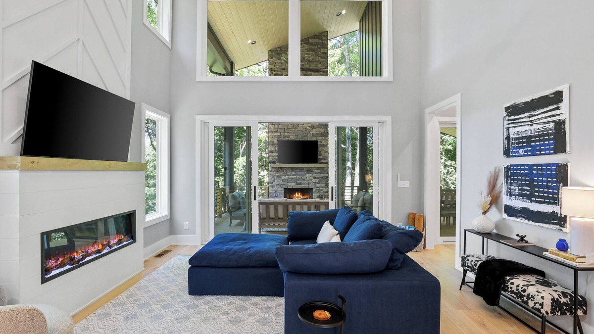 Morganton Cabin | Only Good Karma. A Luxurious Mountain Retreat