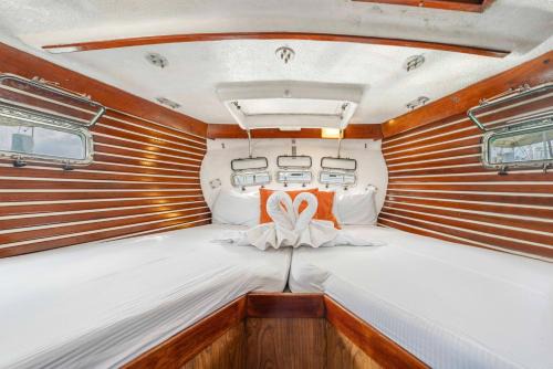 Puerto Aventuras Boat Rental | Only you onboard - Walk to beach & downtown