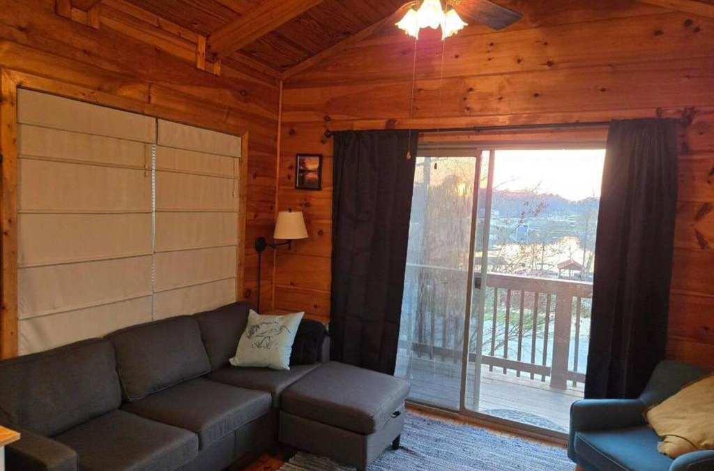Gilbert House | Opacare Getaway 0.4mi to Marina