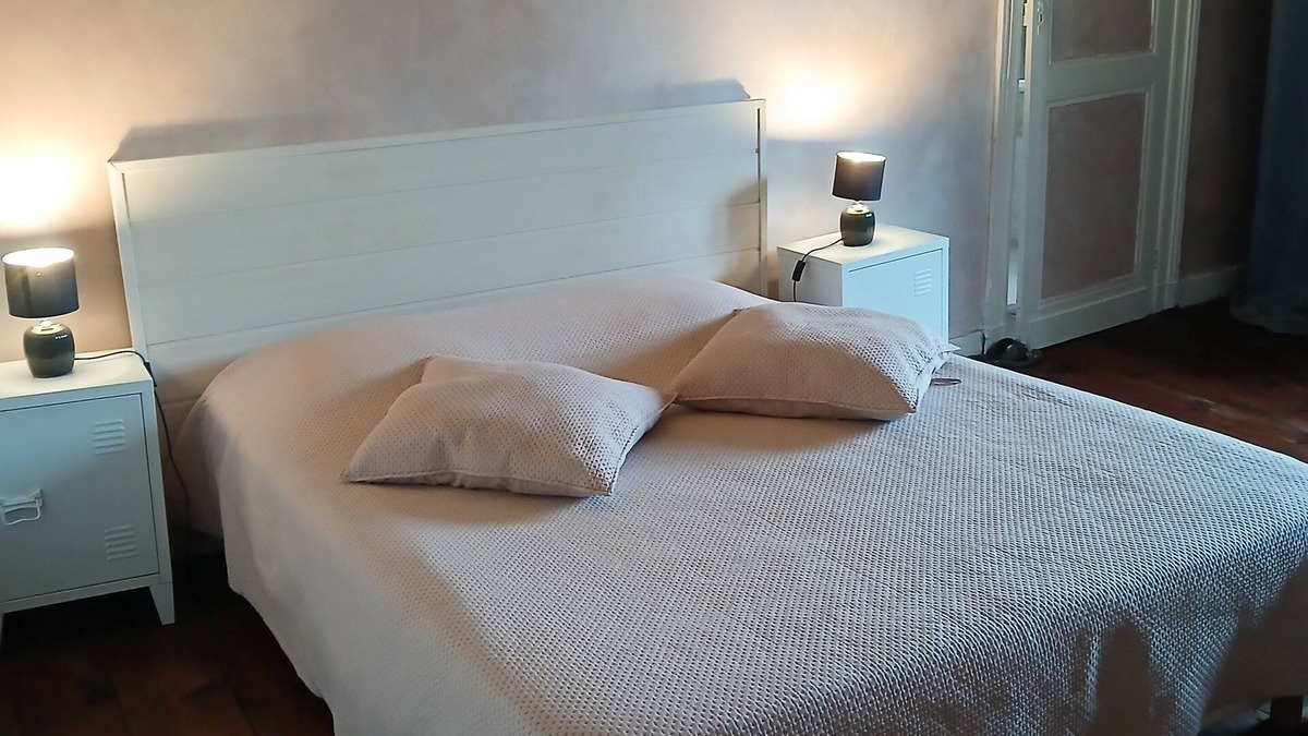Poyanne Bed & Breakfast | Opale family room