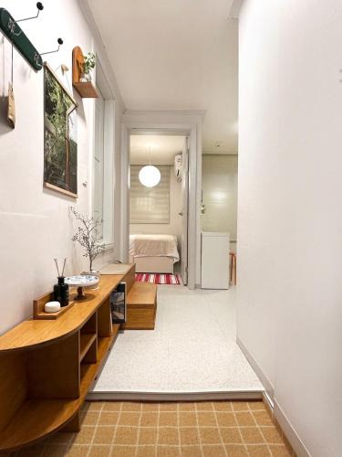 Seokchon-dong Apartment | OpenㆍJamsil Lake Stay