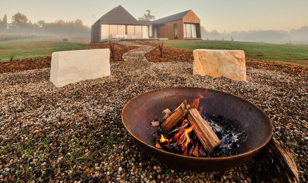 Burradoo House | Open Country Homestead- Luxury accommodation in Burradoo