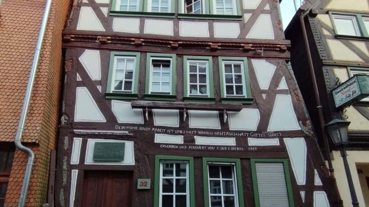 Alsfeld Apartment | Open loft apartment/parking space