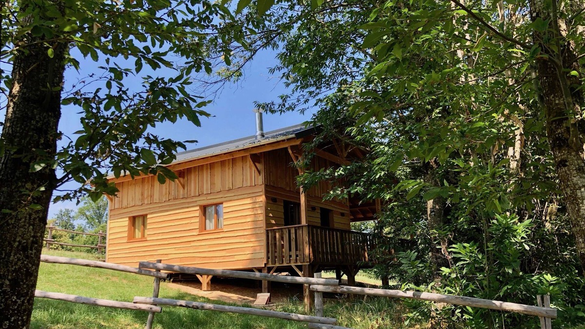 Chateau-Chervix Ski Chalet | Open Range (Sorrel Cottage)