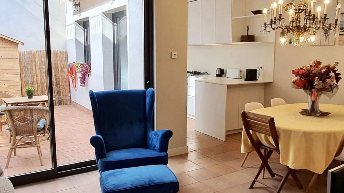 Vilassar de Mar House | Opening Doors Vilassar. Casa familiar a 150mts de la playa y 20km de Bcn