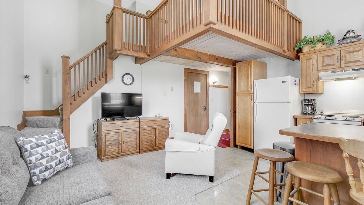 Bethel House | Opera House Loft 03 | 1 Bed, 1 Bath