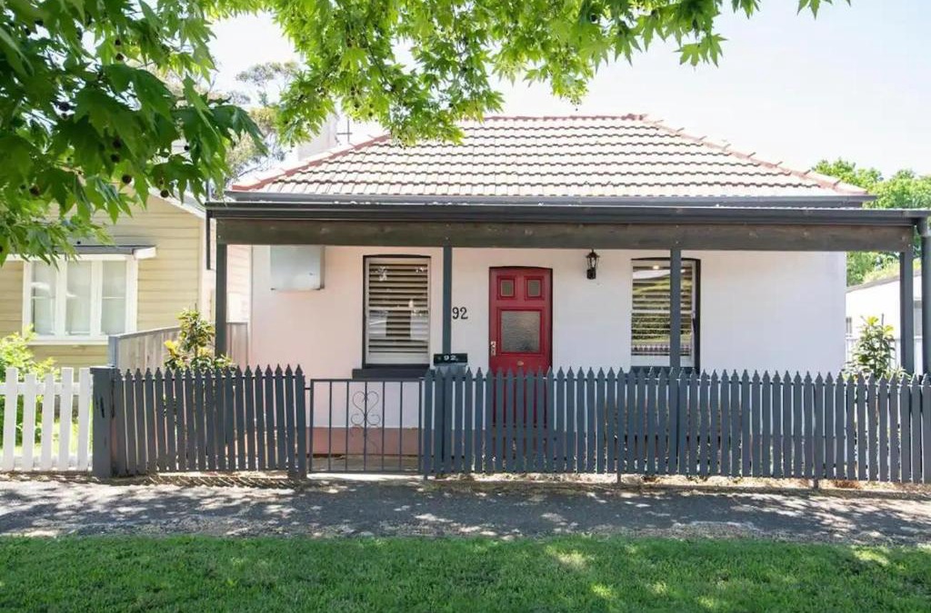 Orange House | Orana Cottage