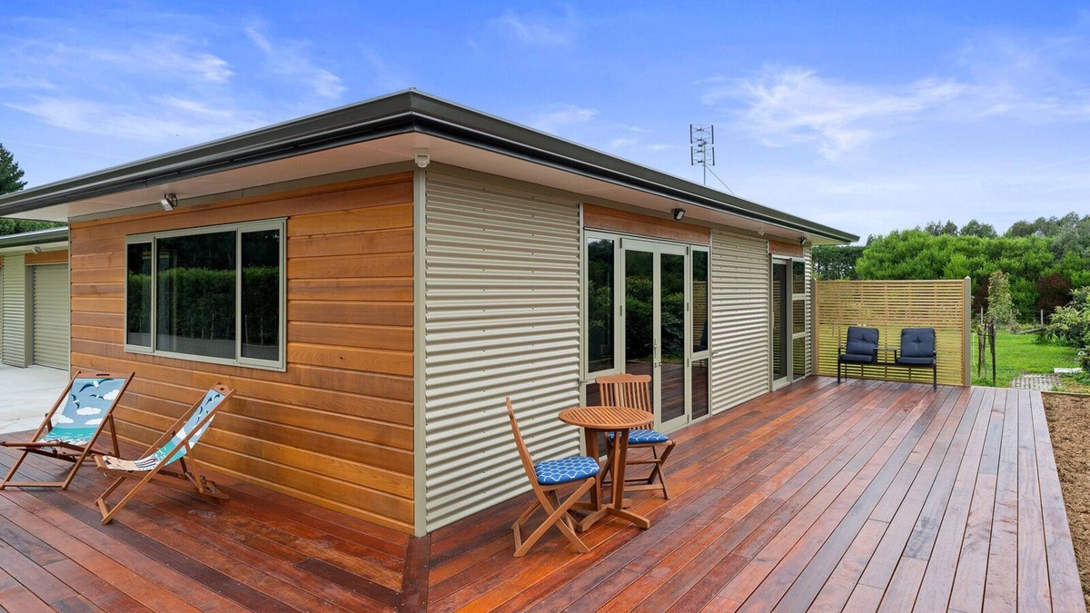 Greytown House | Orange Blossom Cottage - Greytown Holiday Home