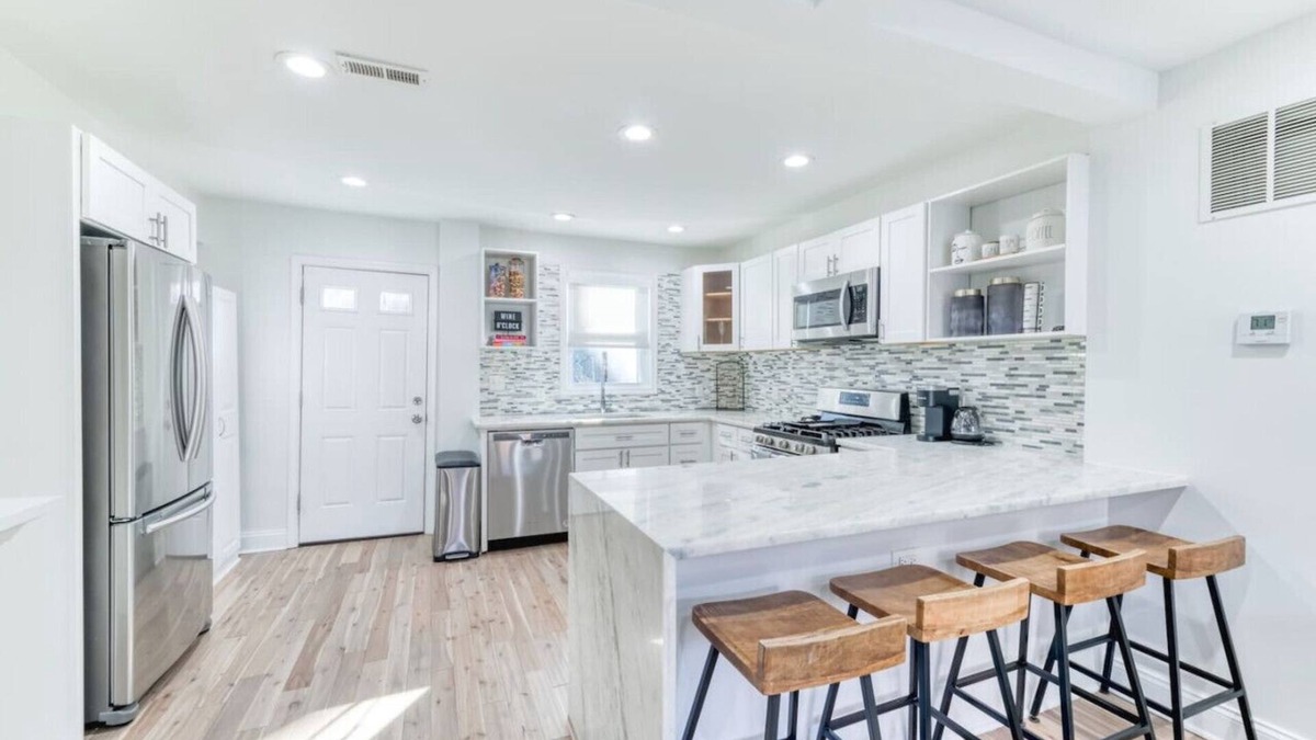 Anacostia House | Orange Door Abode - Modern Design
