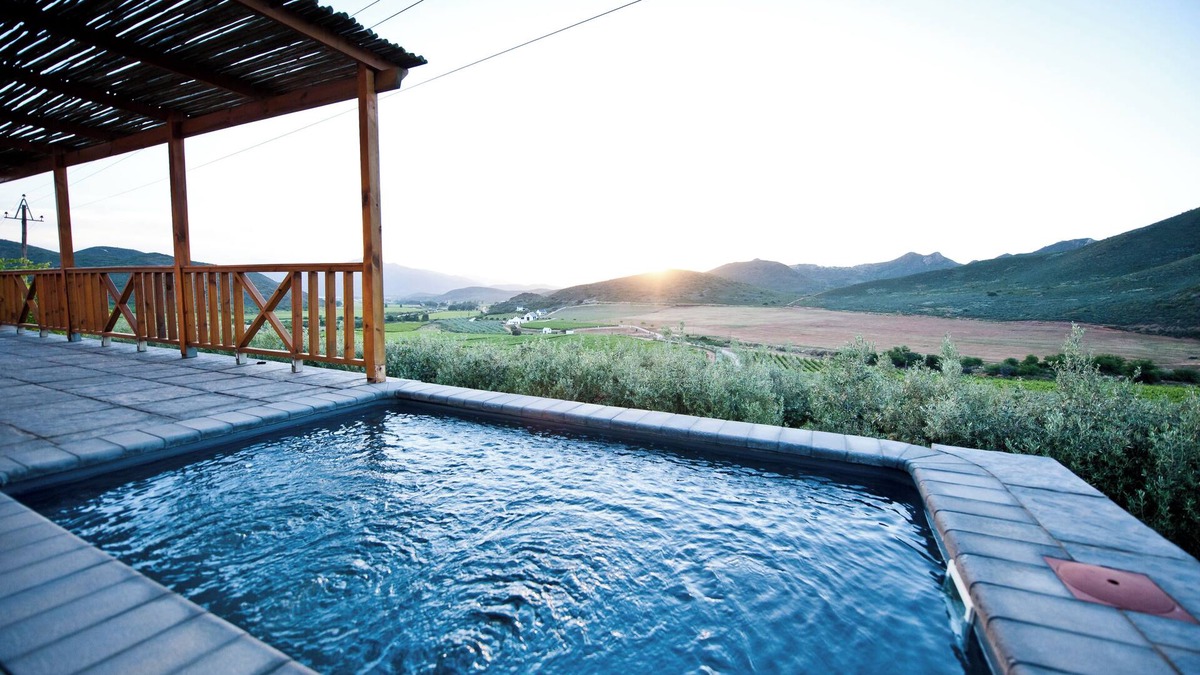 Robertson Cabin | Orange Grove