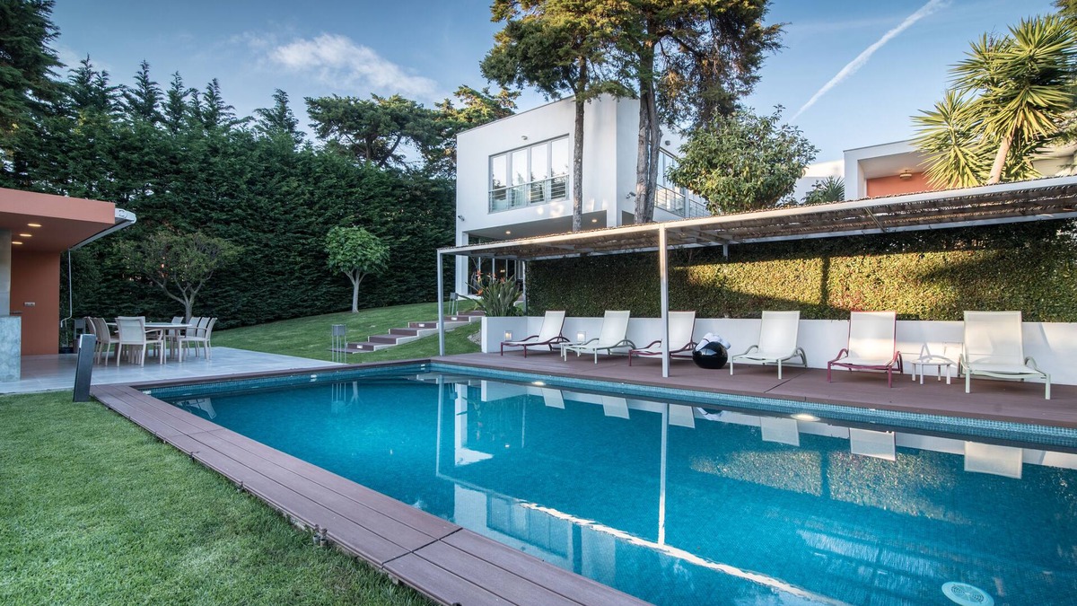Cobre Villa | Orange House: Daily Cleaning/Heated Swimming pool.